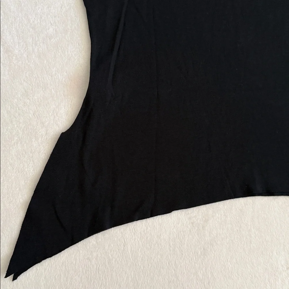 Planet by Lauren G | Sleeveless Pima Cotton Side Slit Raw Hem Top Black (1/4-8) - Picture 13 of 15
